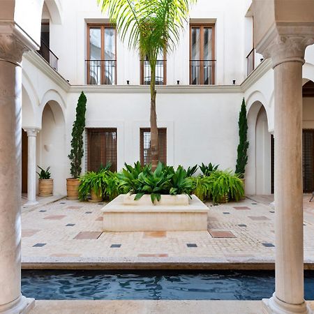 Casa Del Rey Sabio Aparthotel Sevilla Bagian luar foto