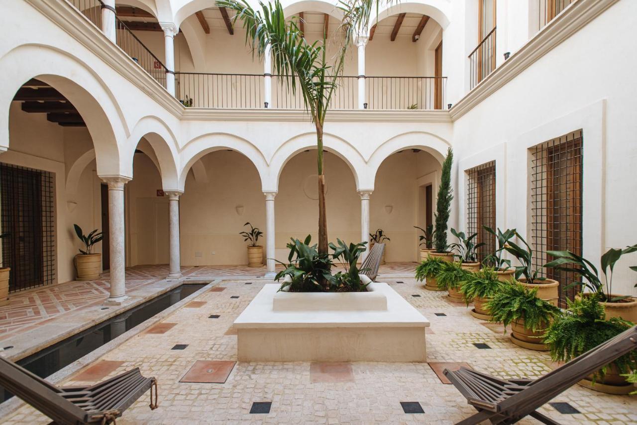 Casa Del Rey Sabio Aparthotel Sevilla Bagian luar foto