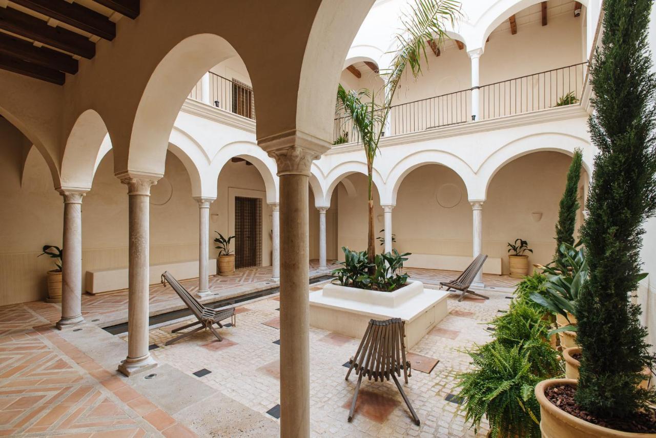 Casa Del Rey Sabio Aparthotel Sevilla Bagian luar foto