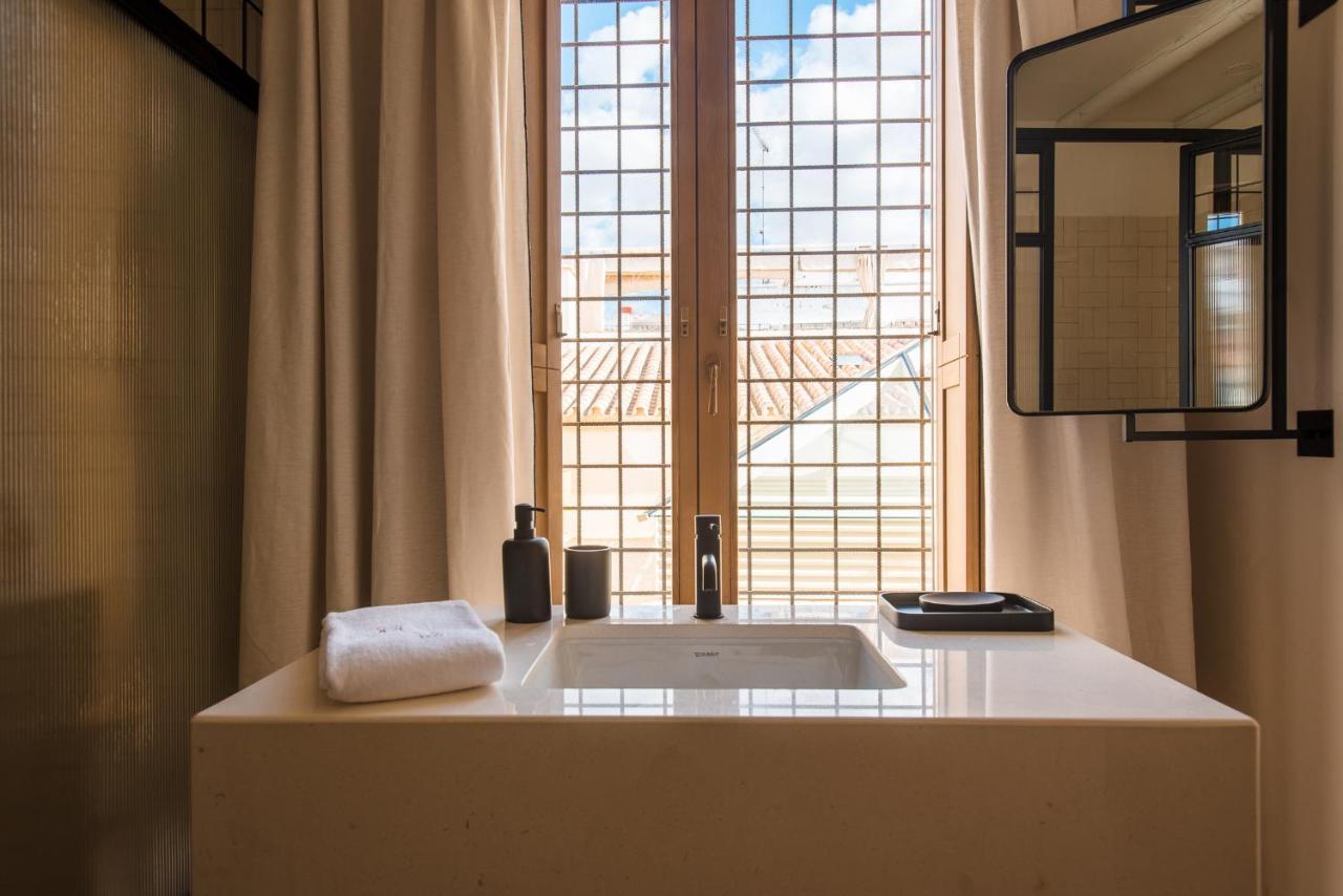 Casa Del Rey Sabio Aparthotel Sevilla Bagian luar foto