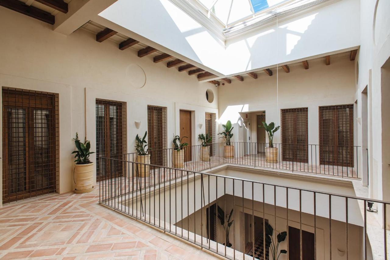 Casa Del Rey Sabio Aparthotel Sevilla Bagian luar foto