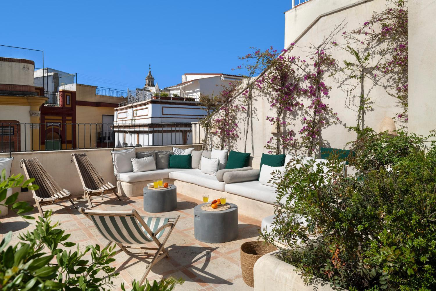 Casa Del Rey Sabio Aparthotel Sevilla Bagian luar foto